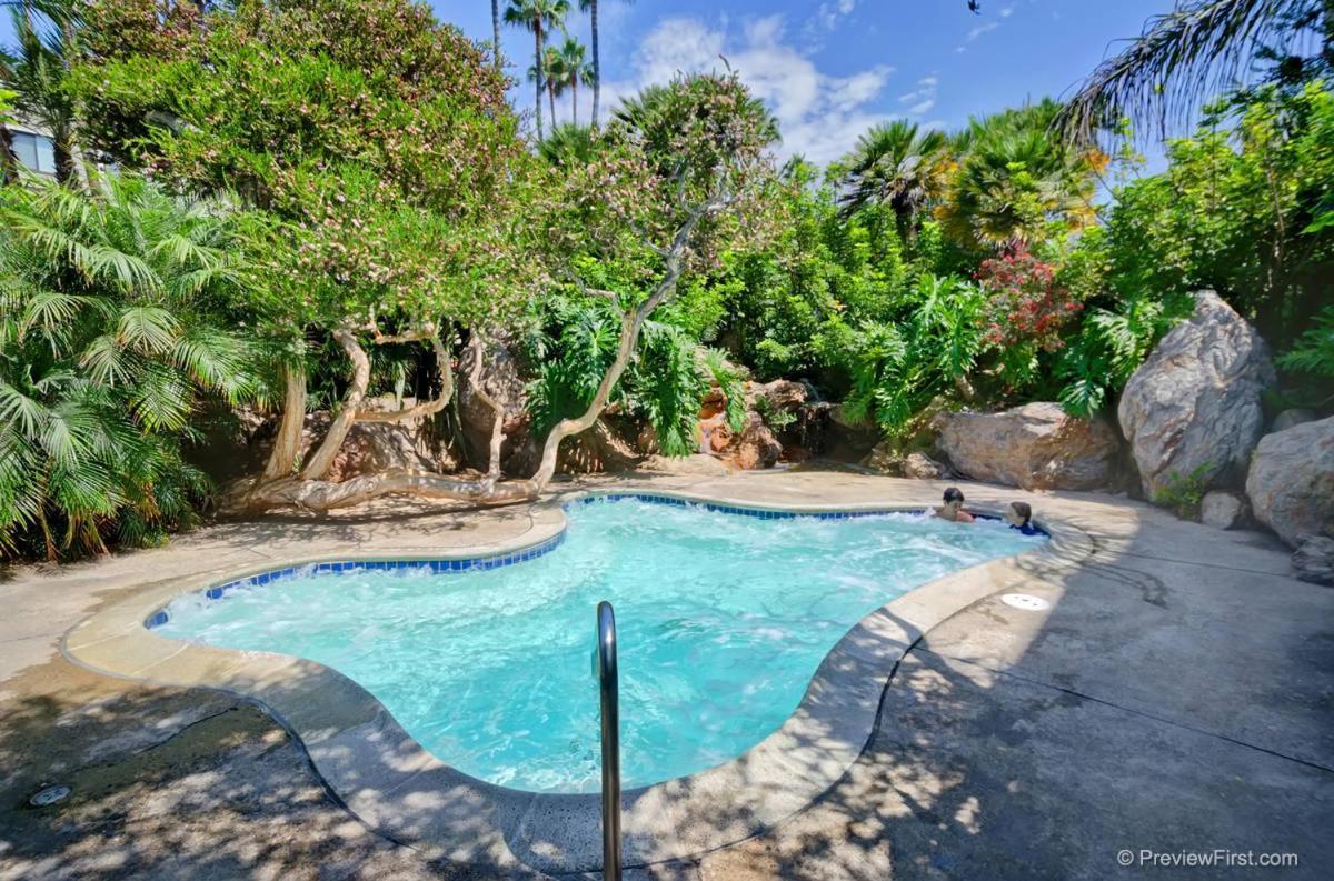 Oceanview Retreat - Steps To The Beach And 2 Pools Oceanside Exterior foto